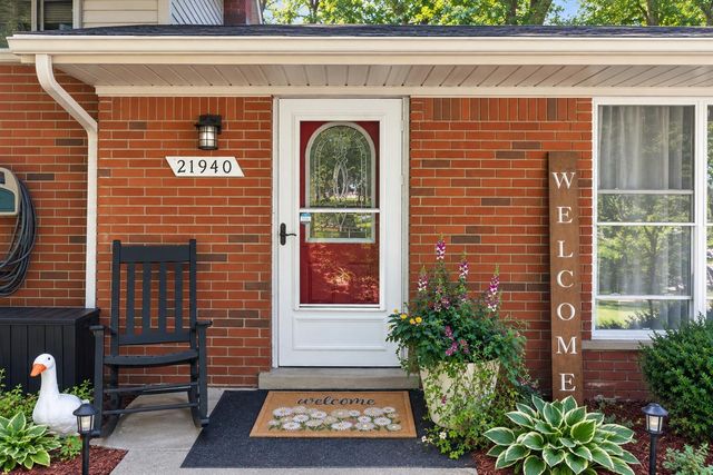 21940 Wendell Street, Clinton Township, MI 48036