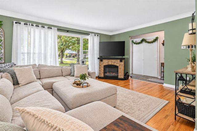 21940 Wendell Street, Clinton Township, MI 48036