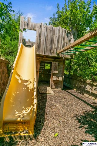 4724 Coffey Street, Papillion, NE 68133