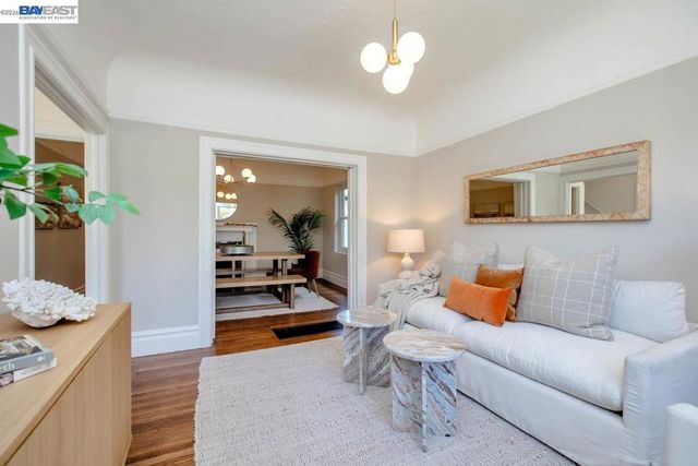 1410 Sherman St, Alameda, CA 94501