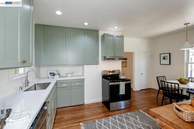 1410 Sherman St, Alameda, CA 94501