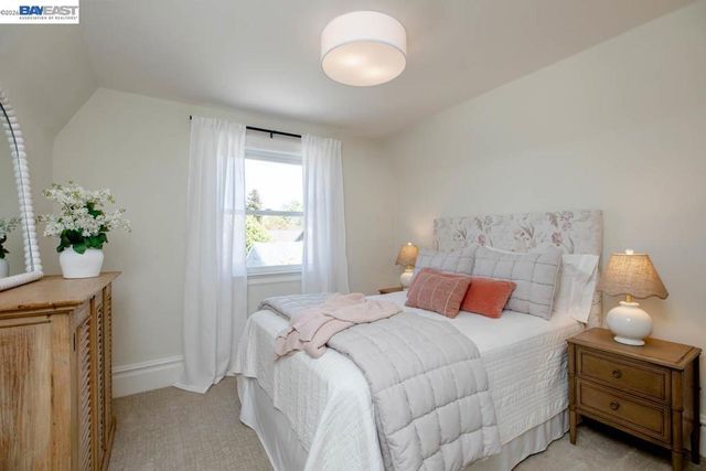 1410 Sherman St, Alameda, CA 94501
