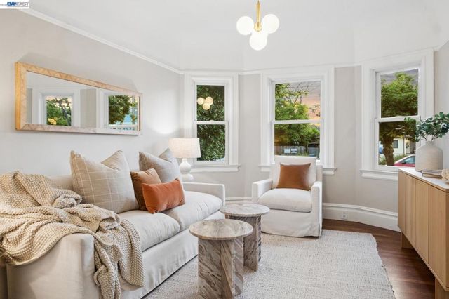 1410 Sherman St, Alameda, CA 94501