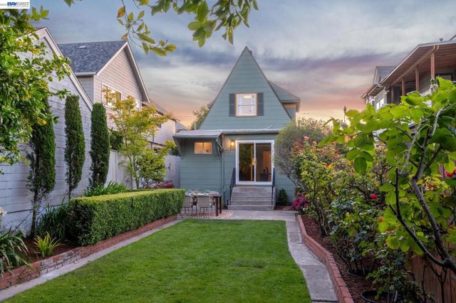 1410 Sherman St, Alameda, CA 94501