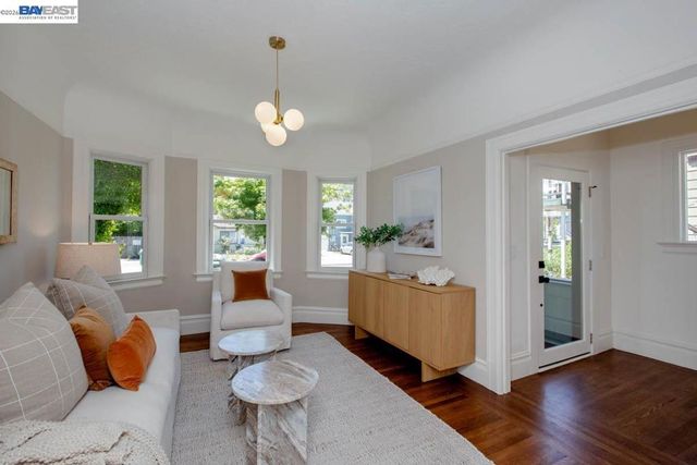 1410 Sherman St, Alameda, CA 94501