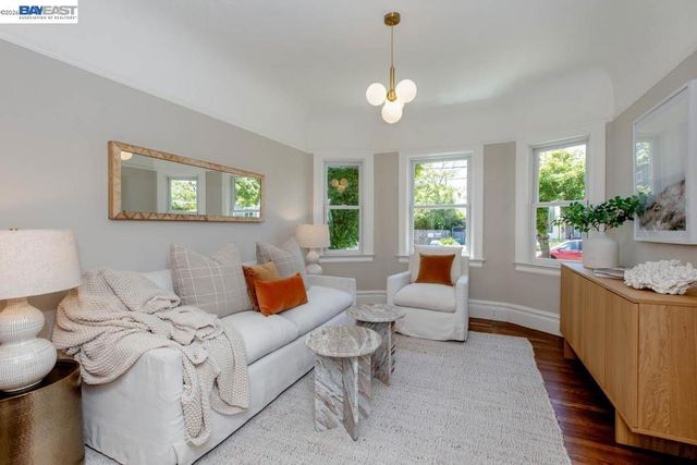1410 Sherman St, Alameda, CA 94501