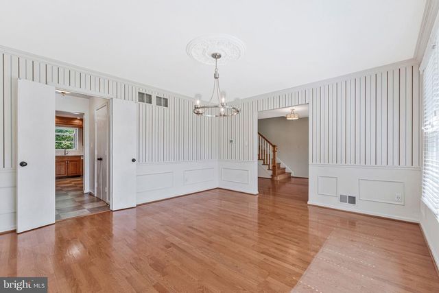 7730 FALSTAFF RD, Mclean, VA 22102