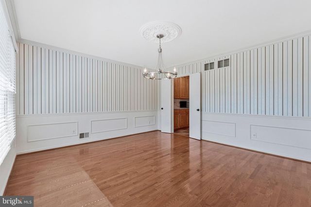 7730 FALSTAFF RD, Mclean, VA 22102