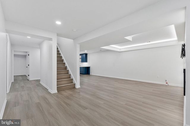 7730 FALSTAFF RD, Mclean, VA 22102