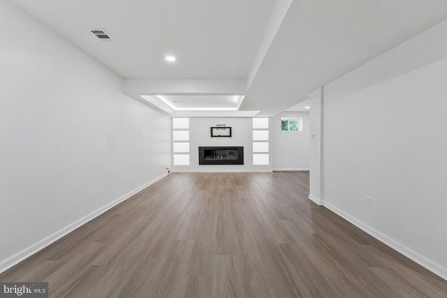 7730 FALSTAFF RD, Mclean, VA 22102