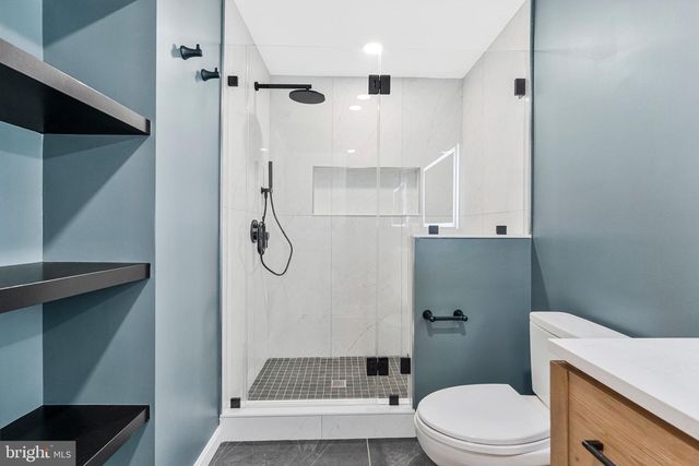 7730 FALSTAFF RD, Mclean, VA 22102