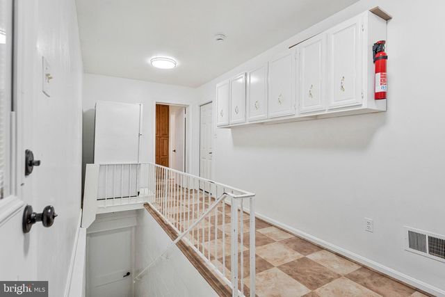 7730 FALSTAFF RD, Mclean, VA 22102