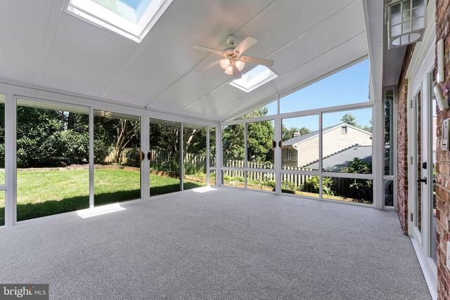 7730 FALSTAFF RD, Mclean, VA 22102