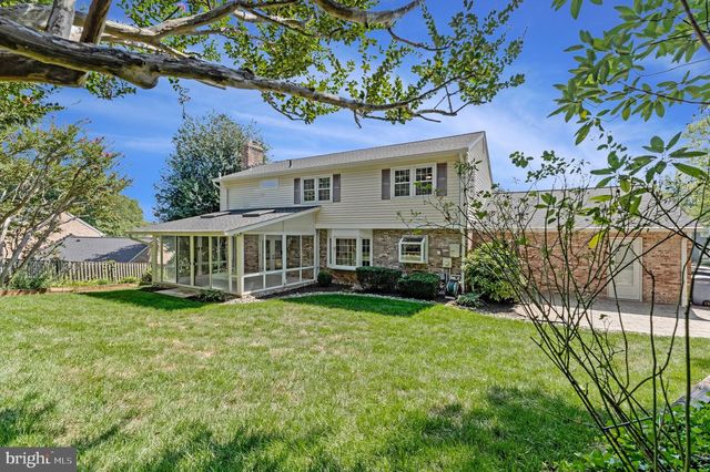 7730 FALSTAFF RD, Mclean, VA 22102