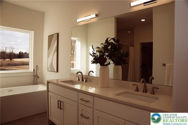 3102 Moyer Road, Springfield Twp, PA 18055