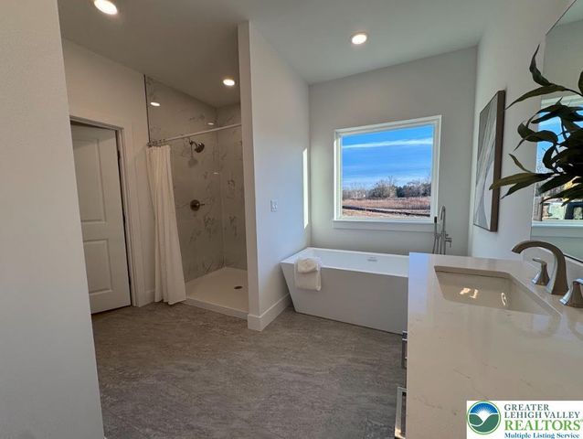 3102 Moyer Road, Springfield Twp, PA 18055