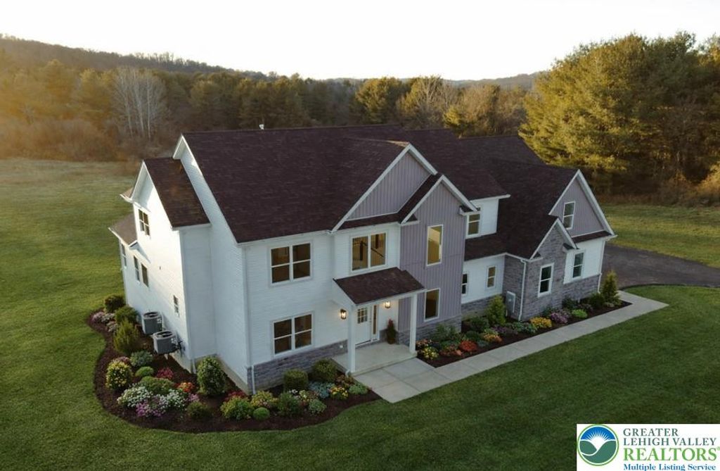 3102 Moyer Road, Springfield Twp, PA 18055