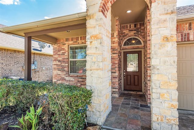 3205 Featherwood Lane, Dickinson, TX 77539