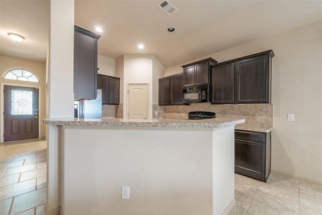 3205 Featherwood Lane, Dickinson, TX 77539