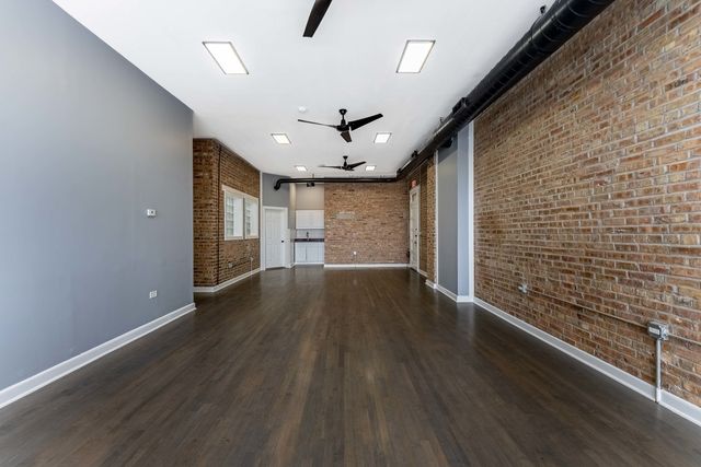 5436 W Fullerton Avenue, Chicago, IL 60639