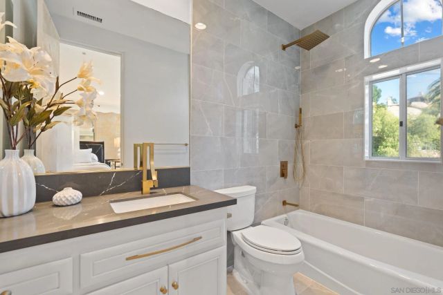 9629 Misty Meadow Lane, Escondido, CA 92026