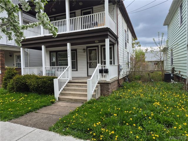 2204 La Salle Avenue, Niagara Falls, NY 14301
