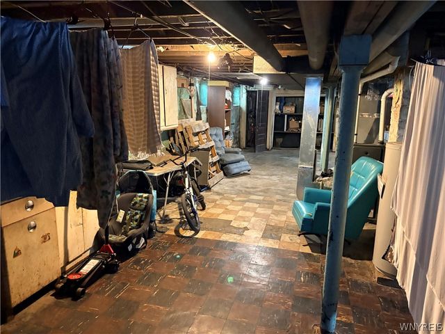 2204 La Salle Avenue, Niagara Falls, NY 14301