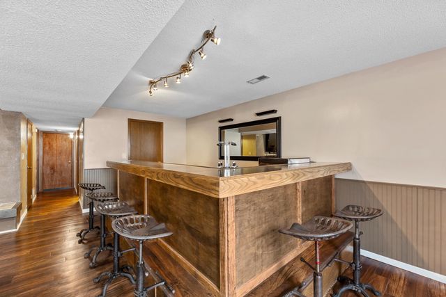 2012 N Burr Hill, Derby, KS 67037