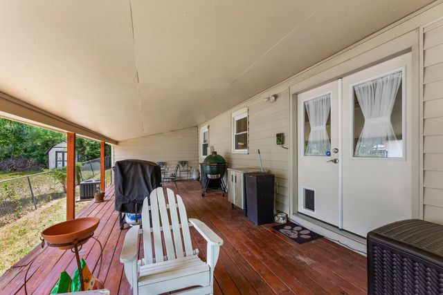 2012 N Burr Hill, Derby, KS 67037