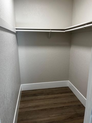 5575 Stanley Dr, Auburn, CA 95602