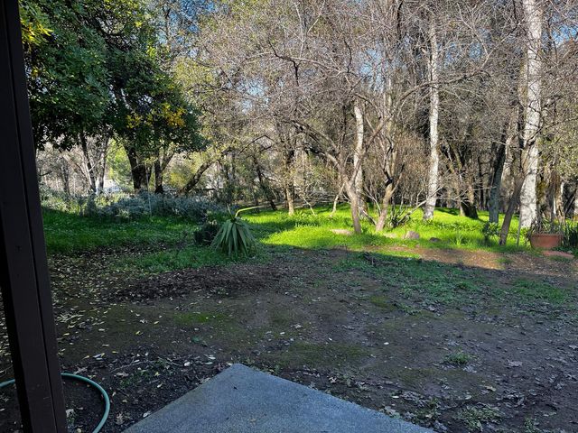 5575 Stanley Dr, Auburn, CA 95602