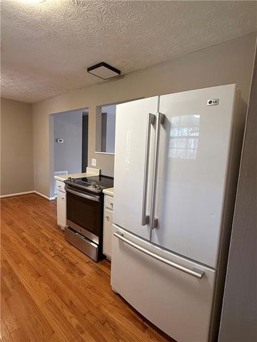 8910 Bridgewater Drive, Gainesville, GA 30506