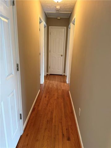 8910 Bridgewater Drive, Gainesville, GA 30506