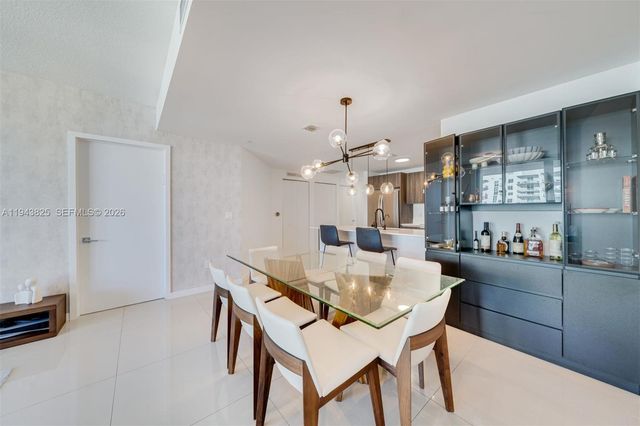 488 NE 18th St 4805, Miami, FL 33132