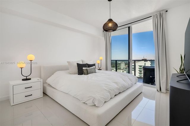 488 NE 18th St 4805, Miami, FL 33132