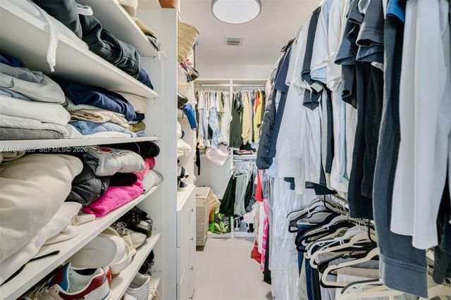 488 NE 18th St 4805, Miami, FL 33132