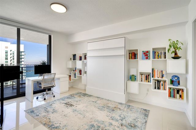 488 NE 18th St 4805, Miami, FL 33132