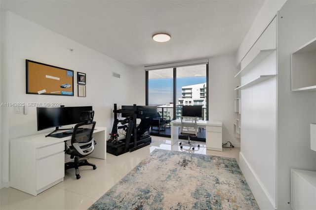 488 NE 18th St 4805, Miami, FL 33132