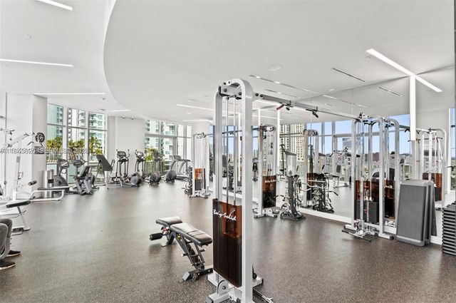 488 NE 18th St 4805, Miami, FL 33132