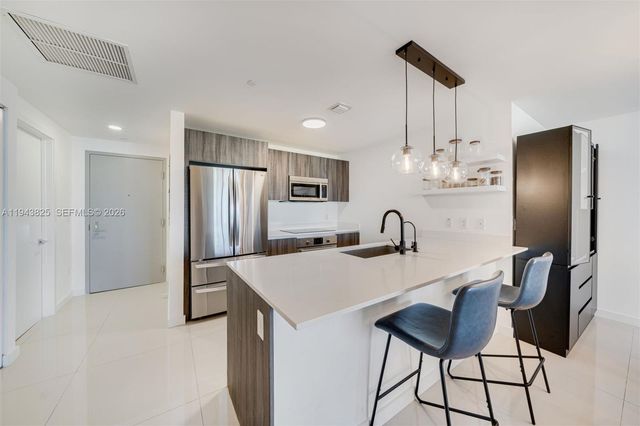 488 NE 18th St 4805, Miami, FL 33132