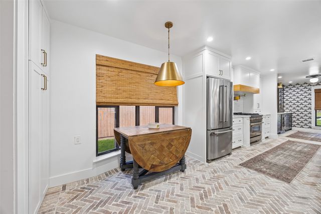 311 Canyon Valley Drive, Richardson, TX 75080