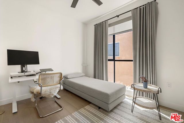 3981 Moore Street 301, Los Angeles, CA 90066