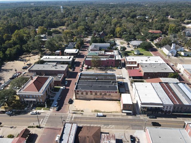 101 & 109 N Polk Street, Jefferson, TX 75657