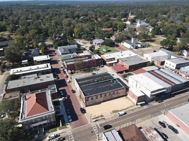 101 & 109 N Polk Street, Jefferson, TX 75657