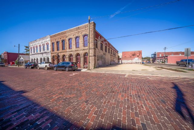 101 & 109 N Polk Street, Jefferson, TX 75657