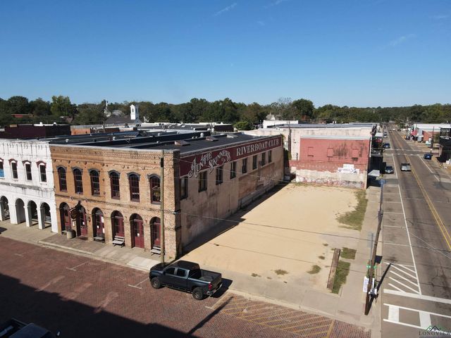 101 & 109 N Polk Street, Jefferson, TX 75657