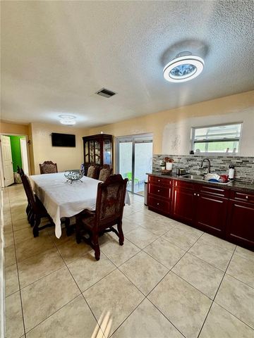 8026 JACKSON SPRINGS ROAD, Tampa, FL 33615