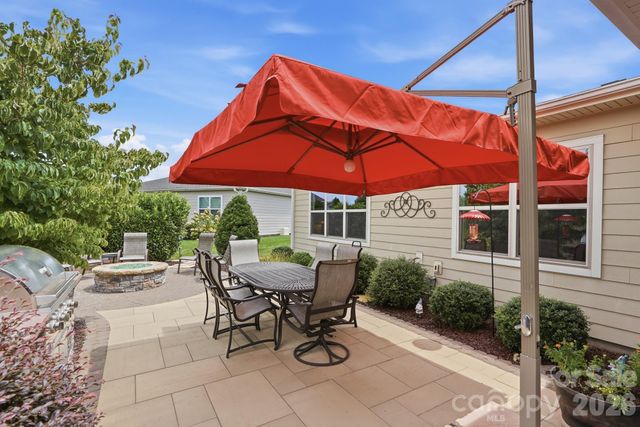 6127 Raven Rock Drive, Denver, NC 28037