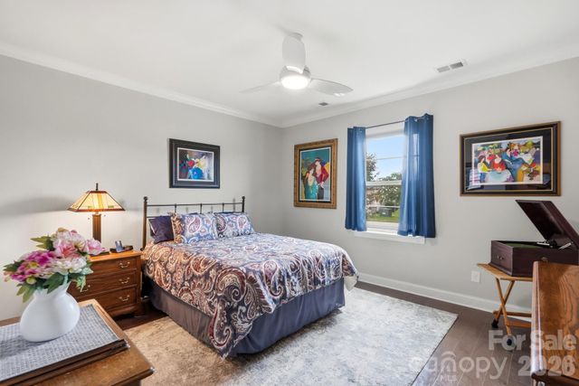 6127 Raven Rock Drive, Denver, NC 28037