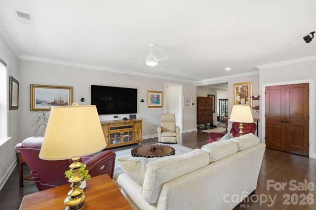 6127 Raven Rock Drive, Denver, NC 28037